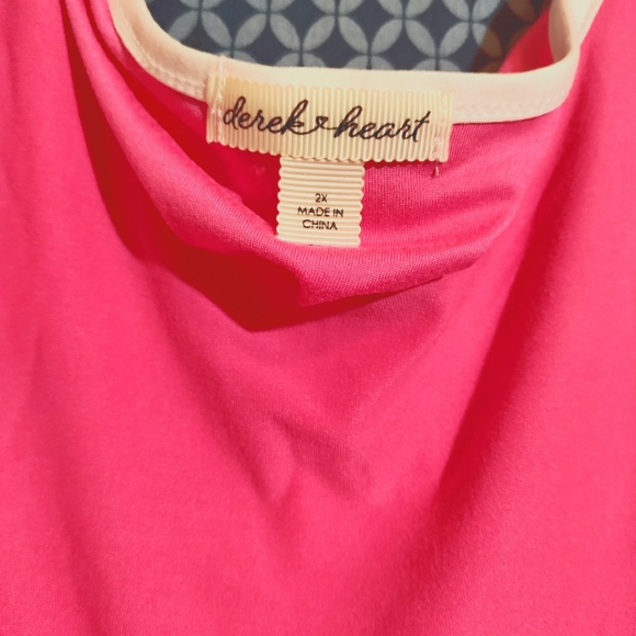 Derek Heart - Junior plus hot pink and white tie up tank top. New. Size - 2XL - Picture 4 of 6
